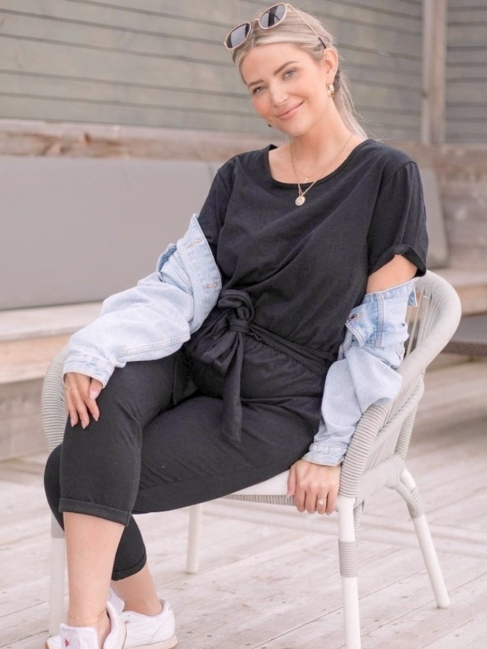 SMASH + TESS Women’s Size M Midnight Black Jemma Short Sleeve Cropped Romper